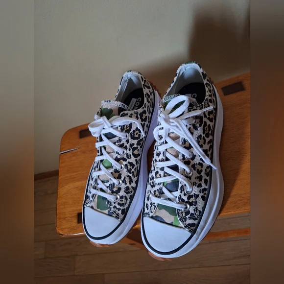 "SOLD SOLD"  CONVERSE Run Star Hike Low 'Leopard' - Picture 2 of 10